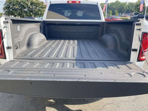 Used 2025 RAM 2500 Big Horn AWD/4WD image 9