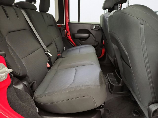 Used 2023 Jeep Wrangler Unlimited w/ Cold Weather Group AWD/4WD image 26