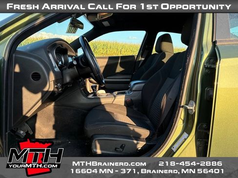 Used 2023 Dodge Charger SXT RWD image 10