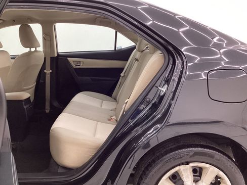 Used 2015 Toyota Corolla LE image 20