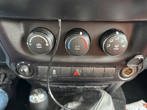 Used 2017 Jeep Wrangler Unlimited Sport w/ Quick Order Package 23S image 26