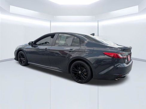 Used 2025 Toyota Camry SE w/ Multimedia Upgrade Package FWD image 6