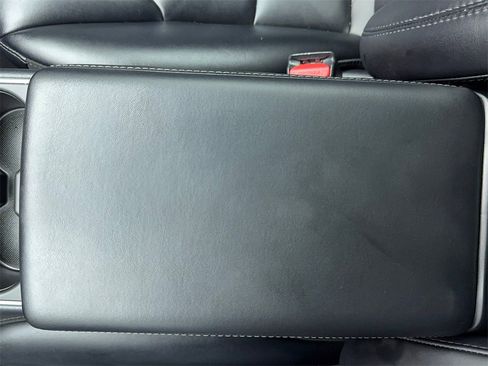 Used 2021 Tesla Model Y Long Range image 38