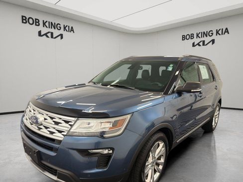 Used 2019 Ford Explorer XLT w/ Equipment Group 202A FWD image 1