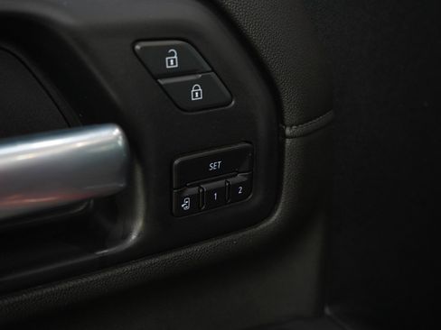 Used 2021 Chevrolet Silverado 2500 LTZ w/ LTZ Premium Package AWD/4WD image 24