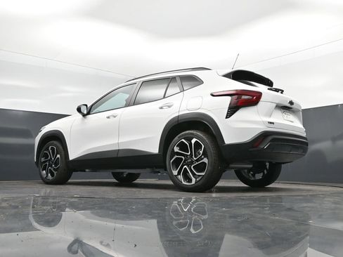New 2026 Chevrolet Trax RS FWD image 42