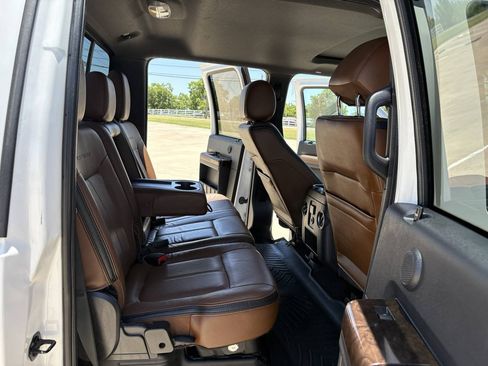 Used 2016 Ford F250 Platinum w/ FX4 Off-Road Package AWD/4WD image 15