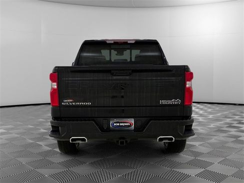Used 2024 Chevrolet Silverado 1500 High Country w/ High Country Premium Package image 4