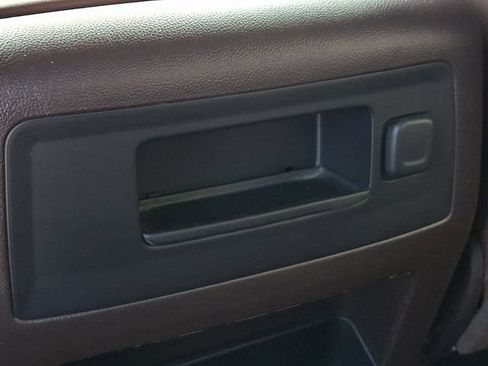 Used 2017 Chevrolet Silverado 1500 High Country AWD/4WD image 21