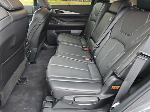 Used 2025 INFINITI QX60 Luxe AWD/4WD image 13