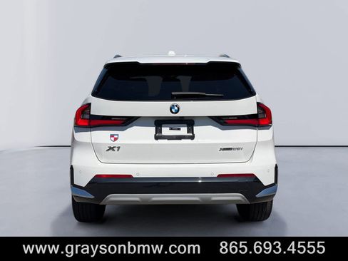 Used 2023 BMW X1 xDrive28i w/ Convenience Package AWD/4WD image 4