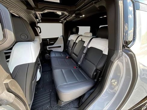 Used 2024 GMC Hummer EV 2X w/ LPO, Illumination Package AWD/4WD image 24