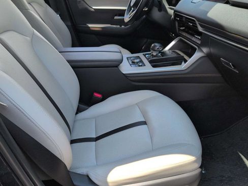 Used 2024 MAZDA CX-90 Plug-In Hybrid w/ Premium Pkg AWD/4WD image 21