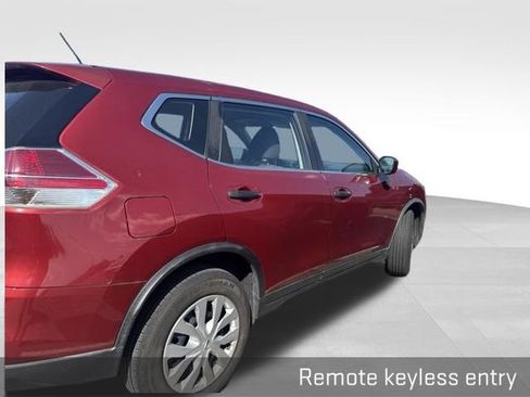 Used 2016 Nissan Rogue S AWD/4WD image 11