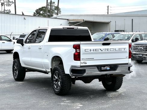 Used 2021 Chevrolet Silverado 1500 LT w/ Work Truck Package image 3