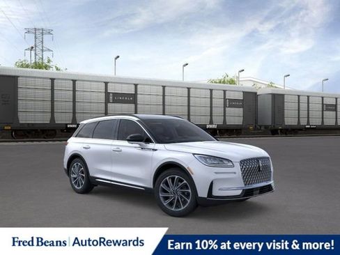 New 2026 Lincoln Corsair Premiere image 8