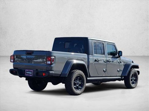 Used 2023 Jeep Gladiator Willys image 5