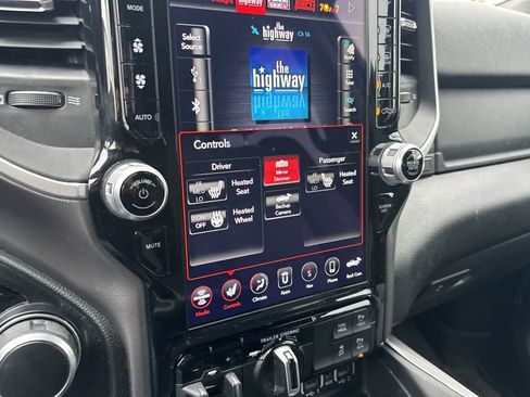 Used 2021 RAM 1500 Big Horn AWD/4WD image 15