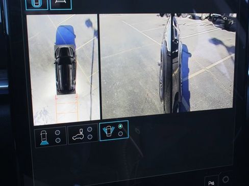 New 2026 GMC Terrain Denali w/ LPO, Black Badging Package image 40