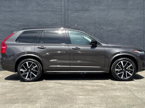 Used 2023 Volvo XC90 T8 Plus w/ Protection Package Premier AWD/4WD image 9