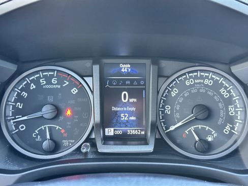 Used 2022 Toyota Tacoma TRD Off-Road w/ TRD Premium Off Road Package image 47