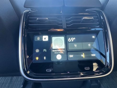 Used 2023 Rivian R1S Adventure AWD/4WD image 27