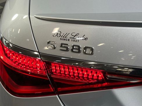 Used 2024 Mercedes-Benz S 580 S 580 image 14