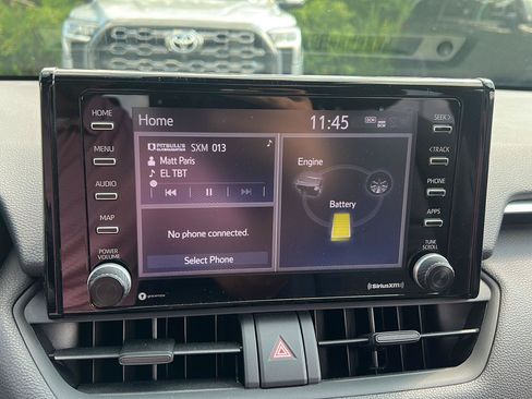 Used 2021 Toyota RAV4 SE w/ Weather & Moonroof Package AWD/4WD image 7