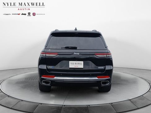 Used 2022 Jeep Grand Cherokee Overland w/ Advanced Protech Group III AWD/4WD image 15