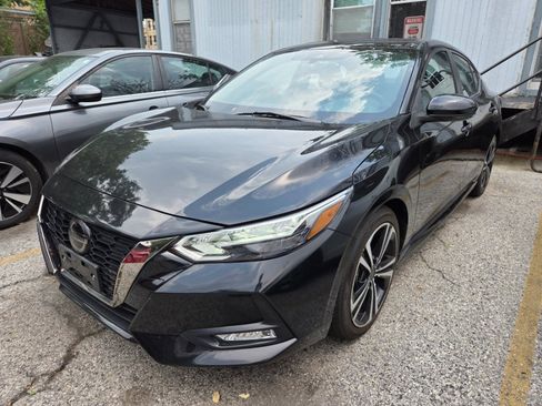 Used 2021 Nissan Sentra SR FWD image 1