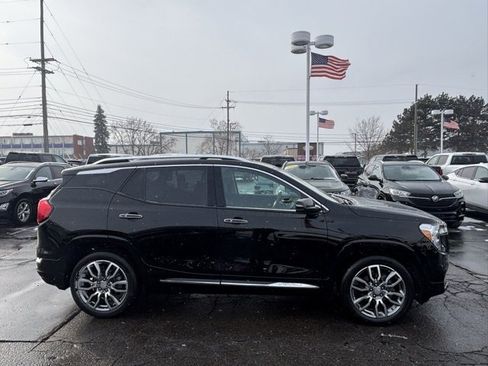 Certified 2022 GMC Terrain Denali w/ Denali Premium Package image 4