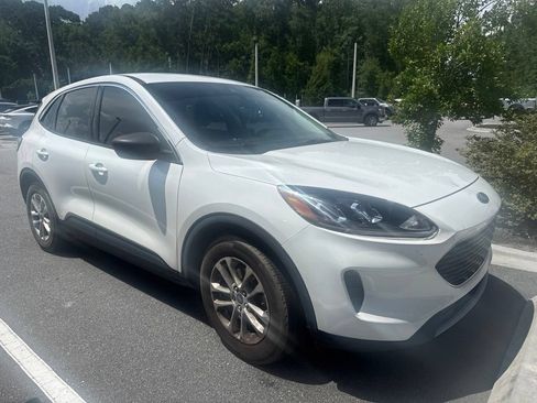 Used 2022 Ford Escape SE w/ Convenience Package FWD image 1
