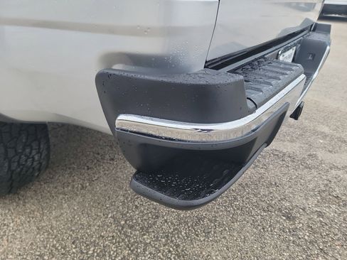 Used 2020 Chevrolet Colorado W/T RWD image 9