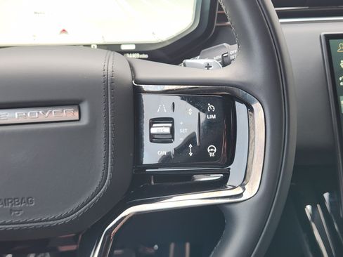 Certified 2025 Land Rover Range Rover Sport Dynamic SE image 29