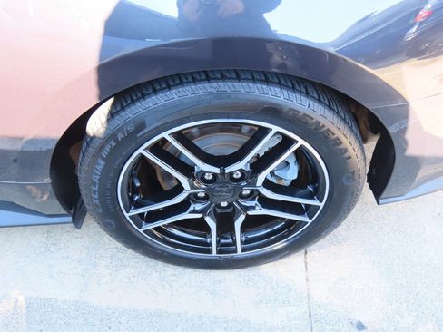 Certified 2022 Ford Mustang GT Premium image 15