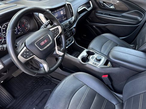Used 2023 GMC Terrain Denali w/ Denali Premium Package AWD/4WD image 12