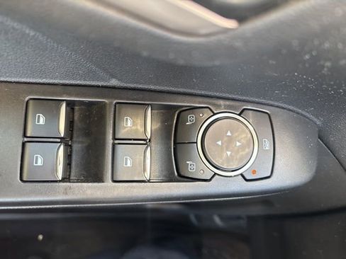 Used 2022 Ford Escape SE w/ SE Sport Appearance Package FWD image 16