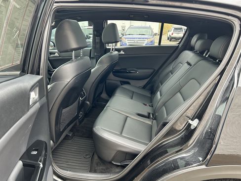 Used 2022 Kia Sportage Nightfall Edition w/ Nighfall AWD Premium Package image 17