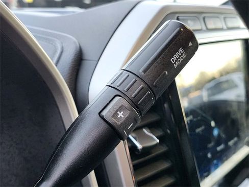 Certified 2022 Ford F250 Lariat w/ Chrome Package image 27