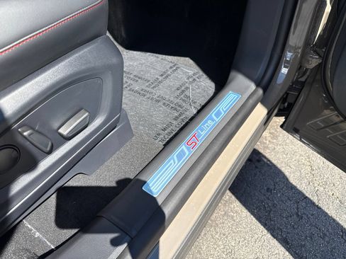 New 2026 Ford Explorer ST-Line w/ ST-Line Street Pack AWD/4WD image 39