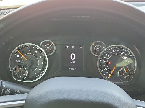 Used 2020 RAM 1500 Big Horn RWD image 19