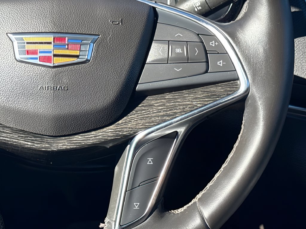 Used 2021 Cadillac XT5 Premium Luxury AWD/4WD image 15