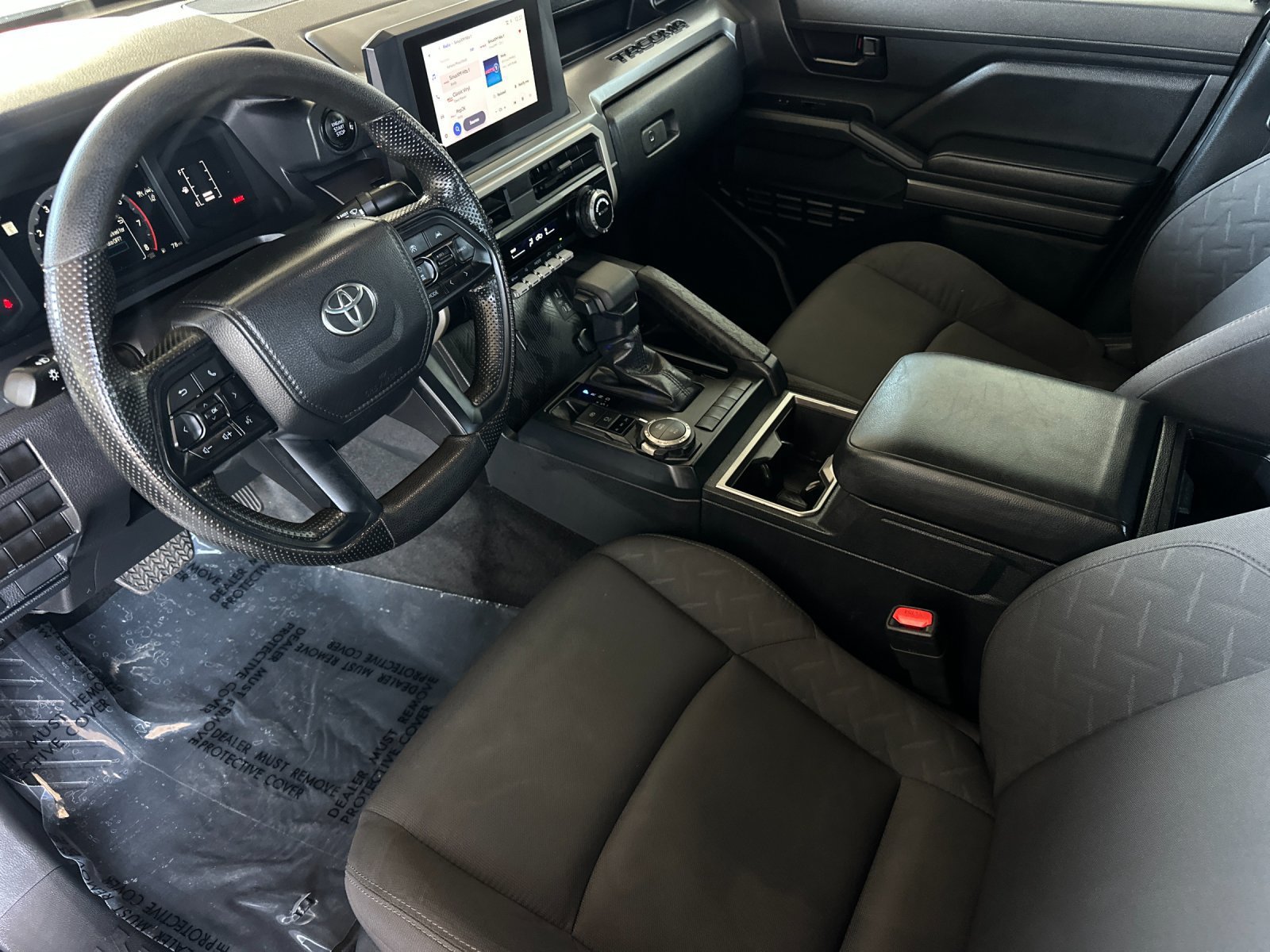 Used 2024 Toyota Tacoma SR5 AWD/4WD image 9