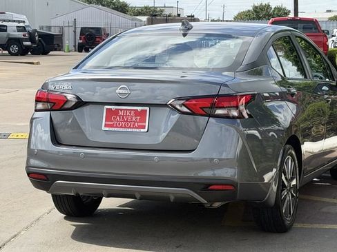 Used 2025 Nissan Versa SV w/ Trunk Package FWD image 7