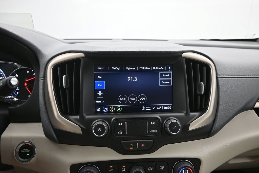 Used 2024 GMC Terrain Denali w/ Denali Premium Package AWD/4WD image 15