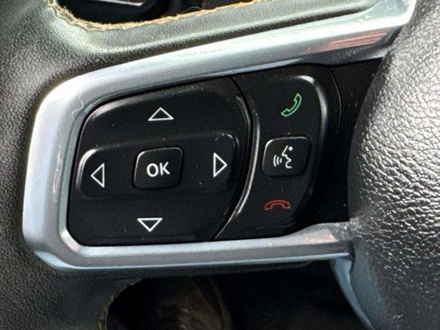 Used 2024 Jeep Wrangler Unlimited Sahara w/ Technology Group AWD/4WD image 14