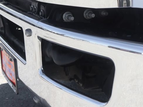 Used 2022 Ford F650 2WD Regular Cab Super Duty image 41