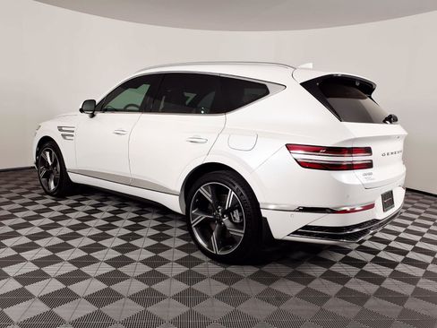 Certified 2025 Genesis GV80 3.5T Prestige image 6