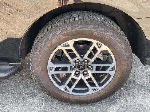 New 2025 Ford Expedition Active image 9