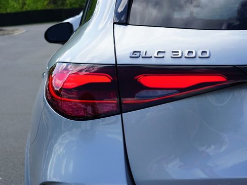 Certified 2023 Mercedes-Benz GLC 300 image 13
